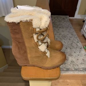 Sorel Joan or Arctic wedge boot